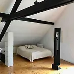 Stilvolle Atelierwohnung - Naehe Bundespolizei * クレーフェ