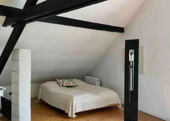 Stilvolle Atelierwohnung - Naehe Bundespolizei * 克莱沃