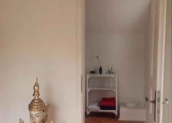 Stilvolle Atelierwohnung - Naehe Bundespolizei Appartement *